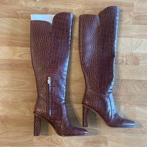 SIZE 8 NEVER WORN Vince Camuto Knee High Brown Croc Boots